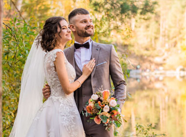 wedding shuttle in Denver